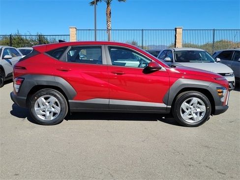 New 2026 Hyundai Kona SE image 23