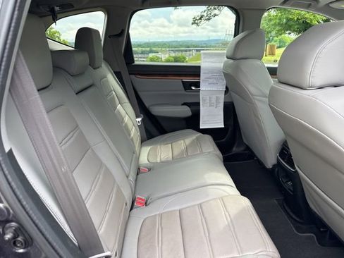 Used 2017 Honda CR-V Touring image 11