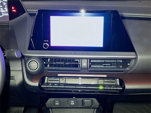 New 2026 Toyota Prius SE image 8