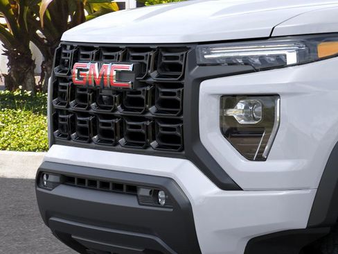 New 2026 GMC Canyon Elevation image 13