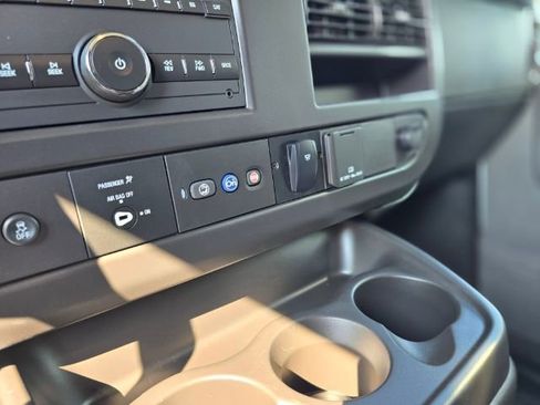 New 2024 Chevrolet Express 4500 w/ Power Convenience Package image 20