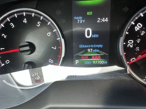 Used 2022 Toyota RAV4 LE image 20