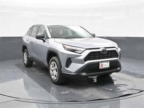 Certified 2025 Toyota RAV4 LE image 22