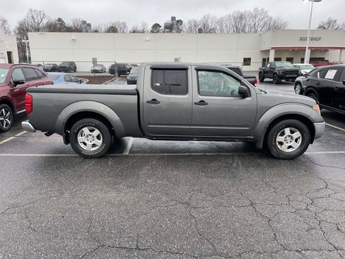 Used 2008 Nissan Frontier SE w/ SE Value Truck Pkg image 11