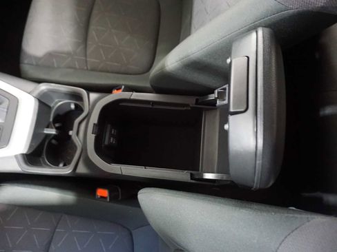 Used 2024 Toyota RAV4 XLE image 20