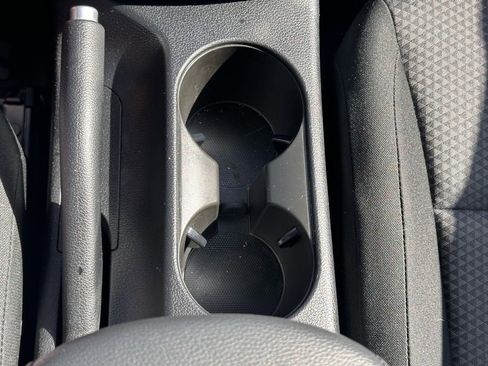 Used 2025 Kia Soul LX image 29