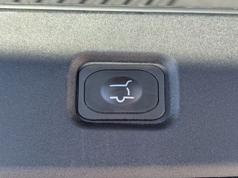 Certified 2025 Ford Expedition Active RWD image 15