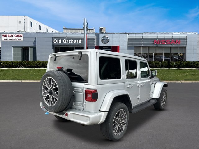 Used 2023 Jeep Wrangler Unlimited Sahara AWD/4WD image 4