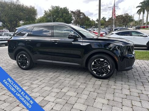 Used 2026 Kia Sorento S w/ S Panoramic Sunroof Package FWD image 15