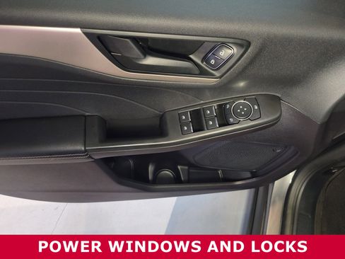 Used 2022 Ford Escape SE w/ Convenience Package image 19