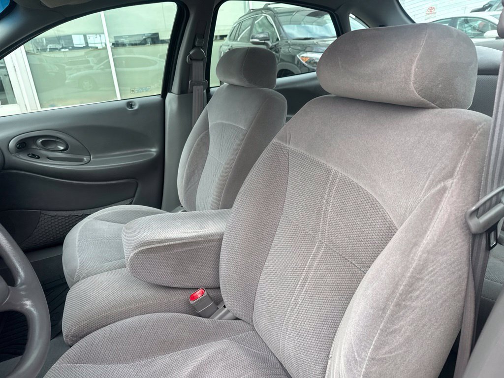 Used 1998 Ford Taurus LX FWD image 13