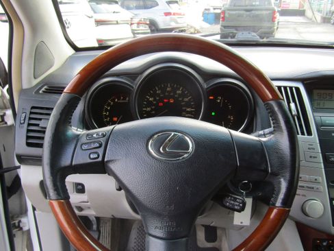 Used 2004 Lexus RX 330 AWD image 17