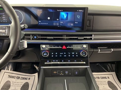 Used 2024 Hyundai Santa Fe Limited image 24