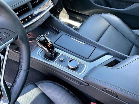 Used 2026 Cadillac CT5 Premium Luxury RWD image 15