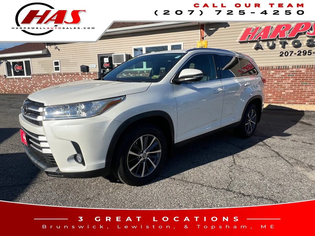 Used 2019 Toyota Highlander XLE AWD/4WD image 2