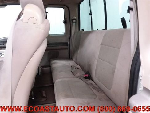 Used 2004 Ford F250 XL image 12