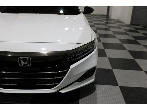 Used 2022 Honda Accord Sport image 8