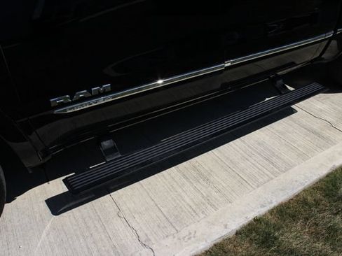Used 2020 RAM 1500 Limited AWD/4WD image 37