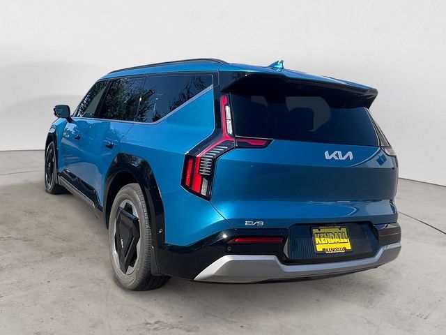 Used 2024 Kia EV9 Land AWD/4WD image 7