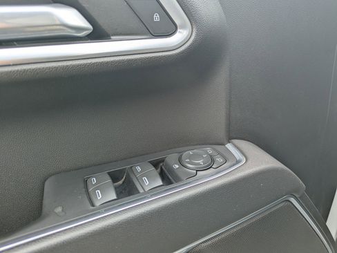 Certified 2022 Chevrolet Silverado 1500 LT image 11