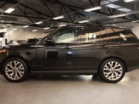 Used 2019 Land Rover Range Rover HSE image 4