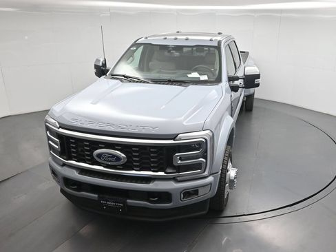 New 2026 Ford F450 Platinum w/ Platinum Plus Package AWD/4WD image 33