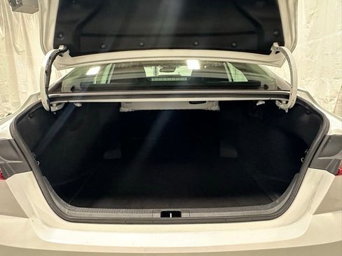 Used 2025 Toyota Camry LE image 49