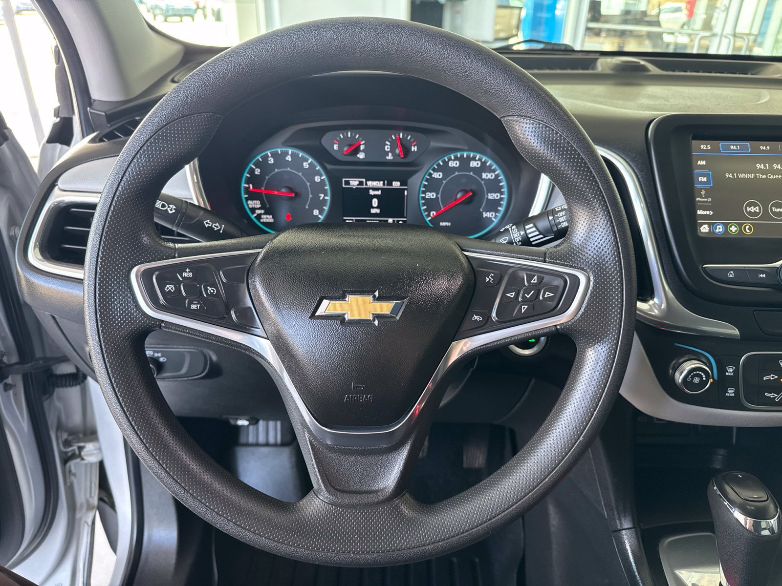 Used 2019 Chevrolet Equinox LS w/ LS Convenience Package FWD image 23