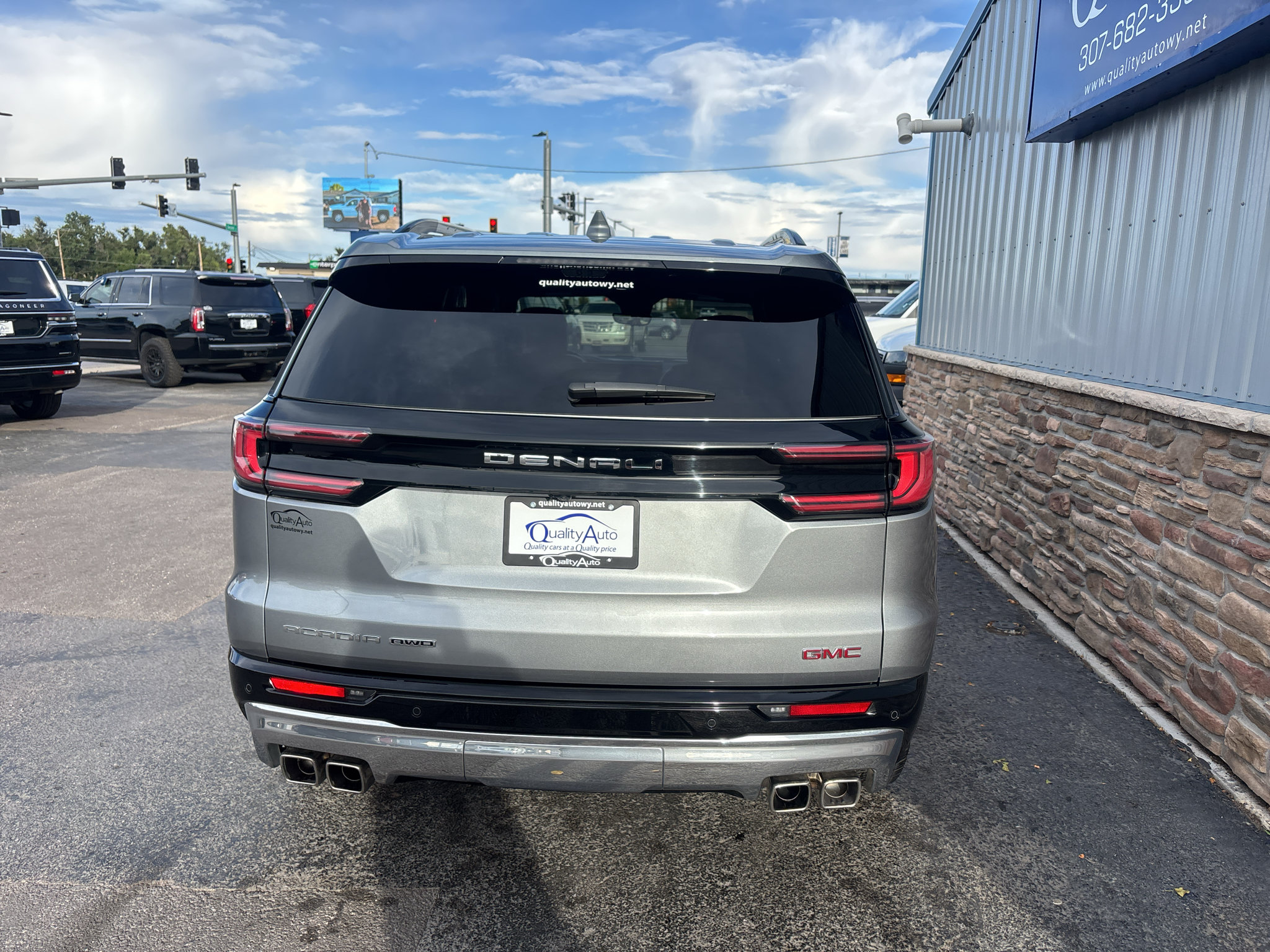 Used 2024 GMC Acadia Denali w/ Super Cruise Package AWD/4WD image 6