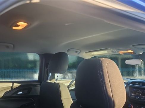 Used 2023 Chevrolet TrailBlazer LT image 16