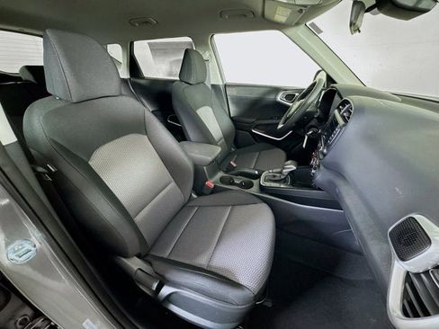 New 2025 Kia Soul LX image 25