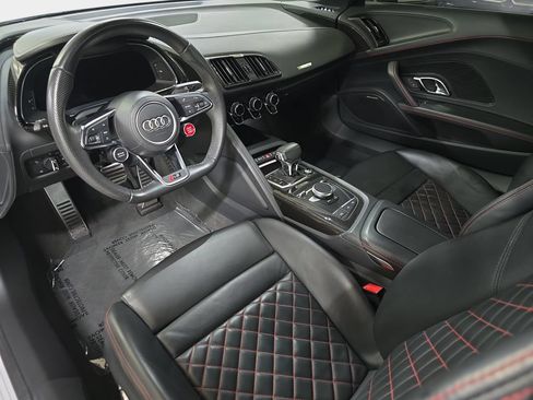 Used 2021 Audi R8 V10 w/ Premium Package RWD image 17