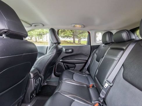 Used 2017 Jeep Compass Limited AWD/4WD image 15