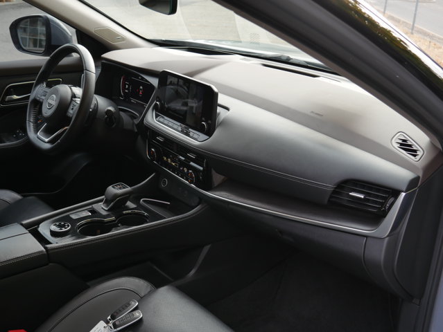 Certified 2023 Nissan Rogue Platinum w/ Platinum Premium Package AWD/4WD image 26