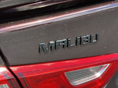 Used 2020 Chevrolet Malibu RS FWD image 11