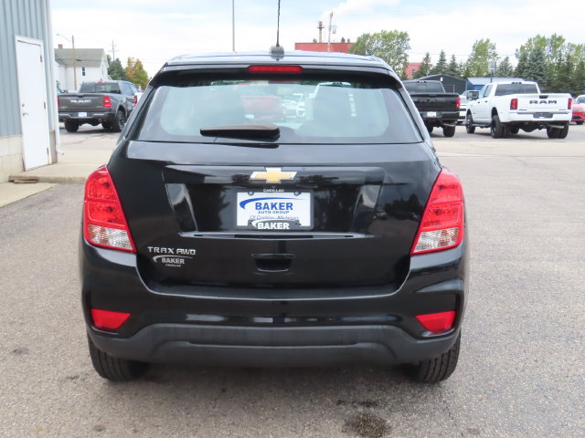 Used 2017 Chevrolet Trax LS AWD/4WD image 8