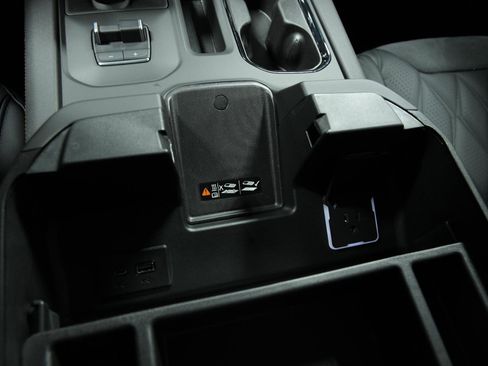 New 2025 GMC Sierra 1500 AT4 w/ AT4 Premium Package image 43