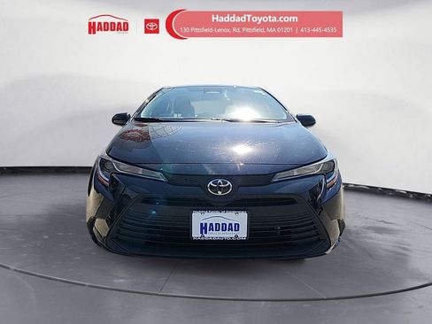Used 2023 Toyota Corolla LE FWD image 8