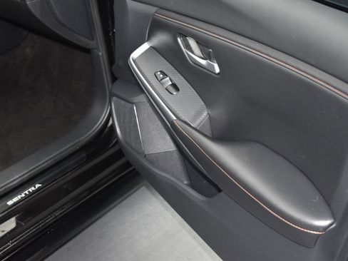 Used 2022 Nissan Sentra SR image 10