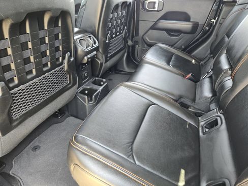 Used 2023 Jeep Gladiator Mojave w/ Cold Weather Group AWD/4WD image 33