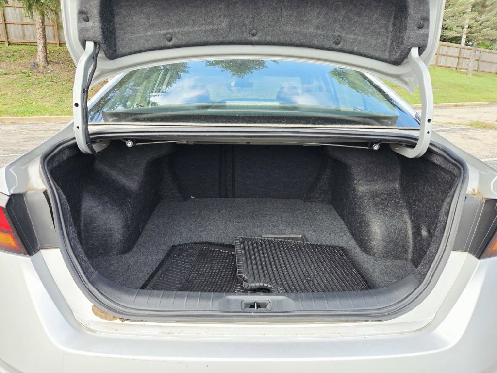 Used 2023 Nissan Altima 2.5 S FWD image 13