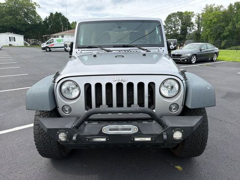 Used 2016 Jeep Wrangler Unlimited Sport AWD/4WD image 3