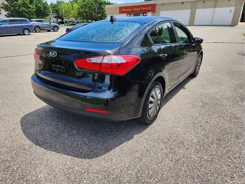 Used 2016 Kia Forte LX FWD image 9