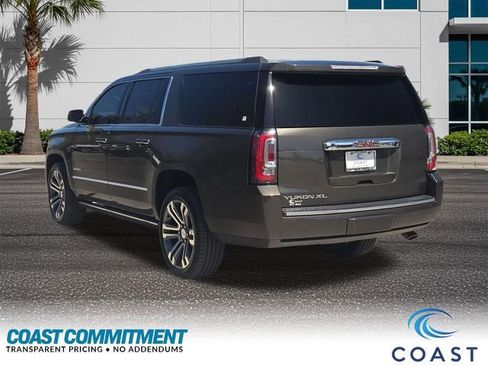 Used 2019 GMC Yukon XL Denali w/ Denali Ultimate Package image 8