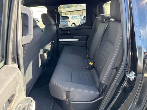 Used 2024 Toyota Tacoma TRD Off-Road image 19