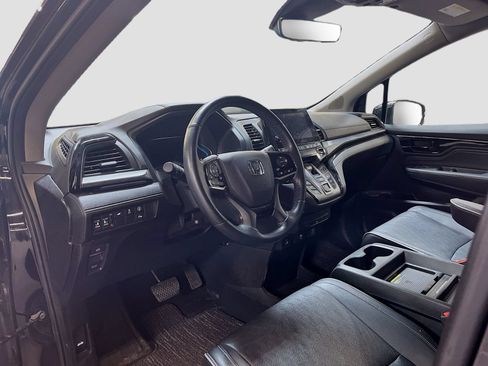 Used 2023 Honda Odyssey Elite image 9