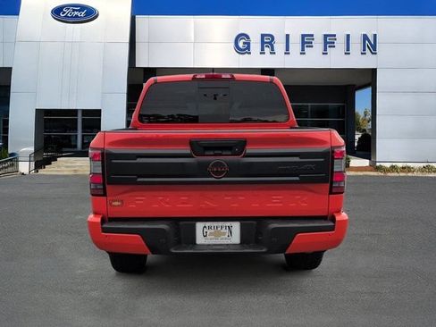Used 2025 Nissan Frontier PRO-4X AWD/4WD image 8