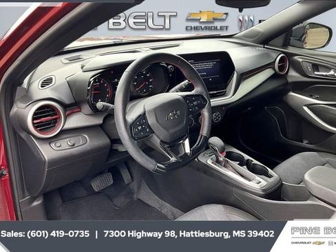 Used 2024 Chevrolet Trax RS w/ Driver Confidence Package image 12