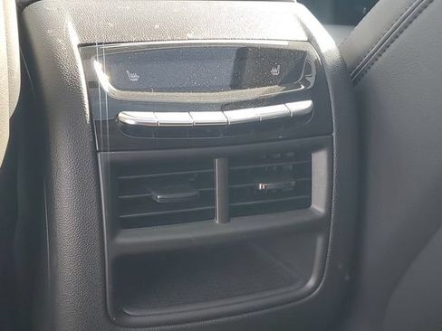 Used 2019 Cadillac XT5 Premium Luxury AWD/4WD image 12