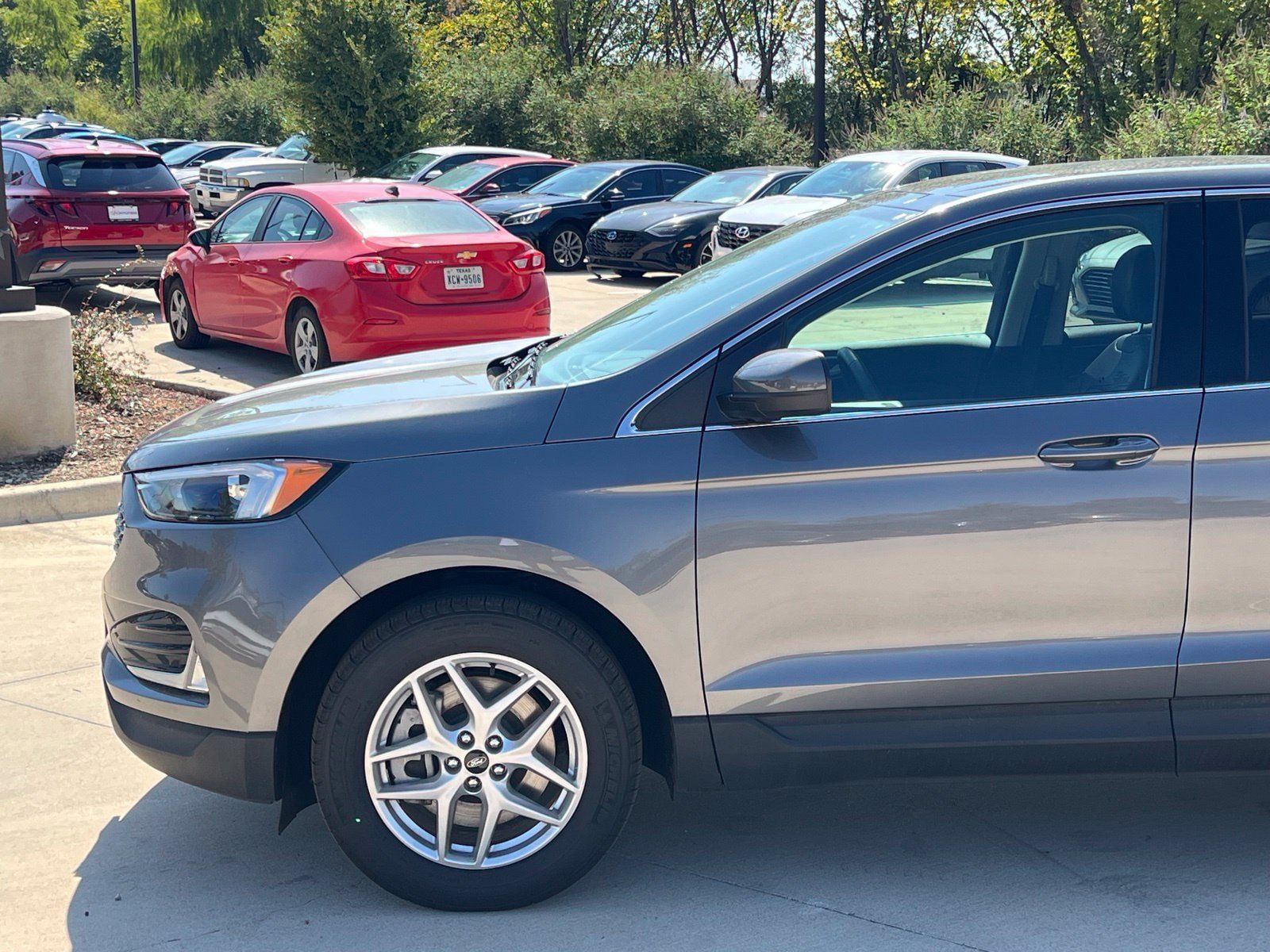 Used 2024 Ford Edge SEL w/ Convenience Package AWD/4WD image 7